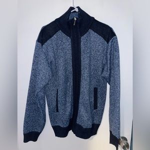 Brand new men’s Yeokou zip sweater